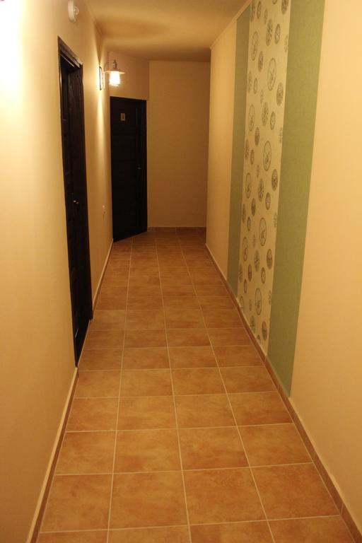 カロチャ Alice Panzio Gold Bed & Breakfast エクステリア 写真